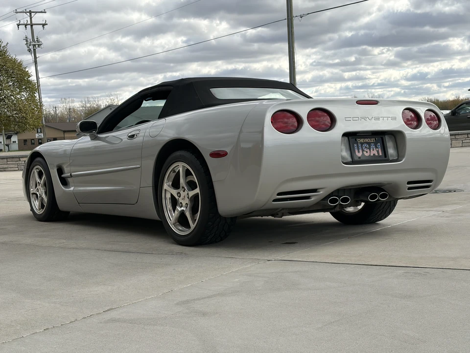 2004 Chevrolet Corvette C5 - Image 11 of 31