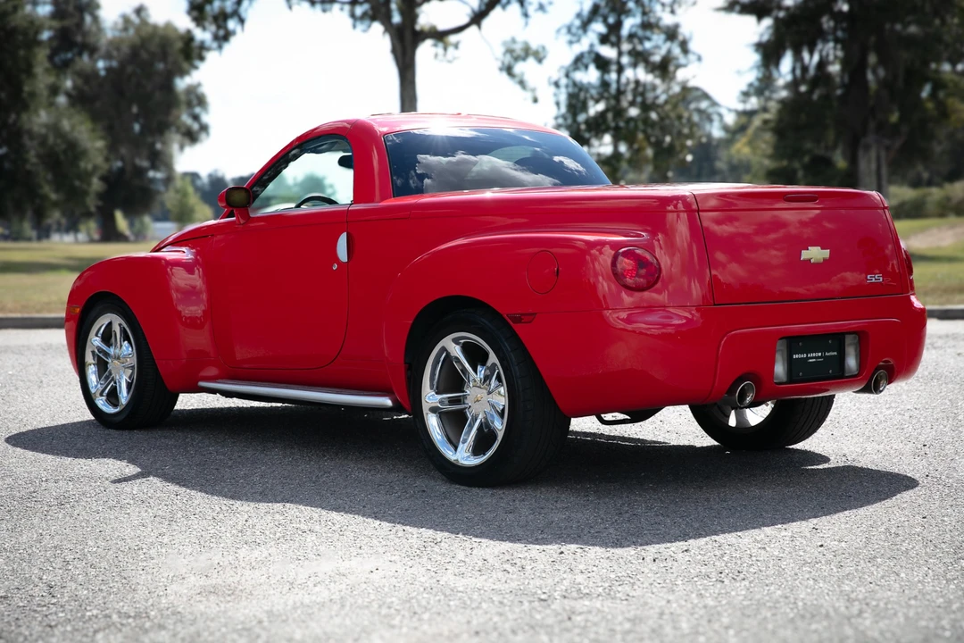 2004 Chevrolet SSR - Image 22 of 31