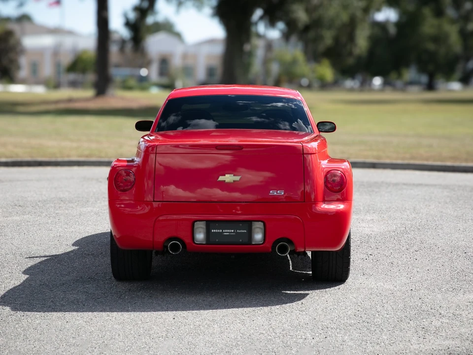 2004 Chevrolet SSR - Image 27 of 31