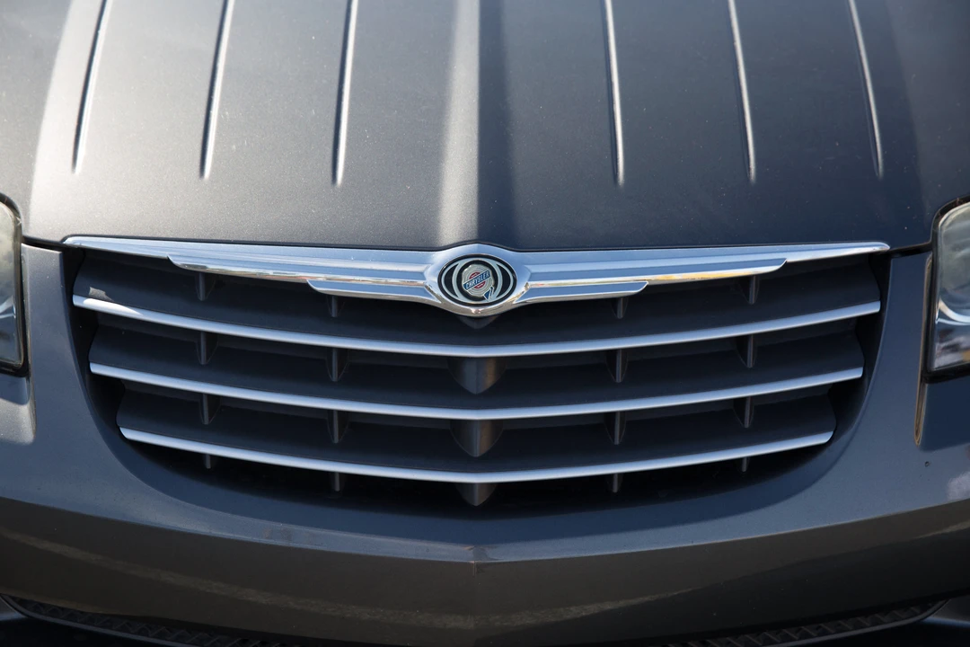 2004 Chrysler Crossfire - Image 15 of 31