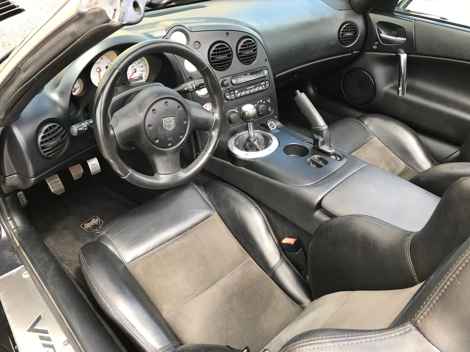 2004 Dodge Viper 3rd Gen - Image 20 of 31