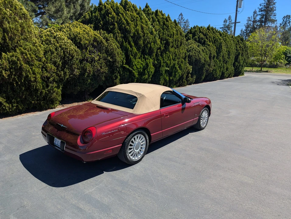 2004 Ford Thunderbird 11th Gen - Image 15 of 31