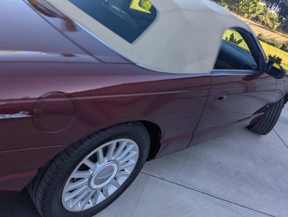 2004 Ford Thunderbird 11th Gen - Image 28 of 31