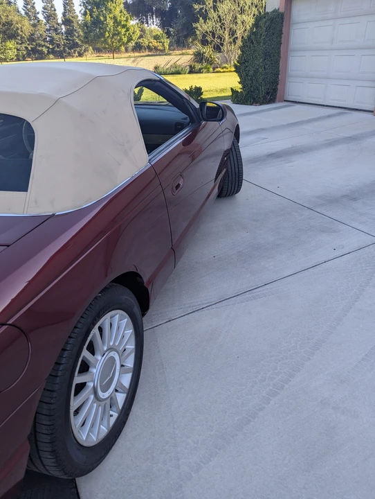 2004 Ford Thunderbird 11th Gen - Image 27 of 31