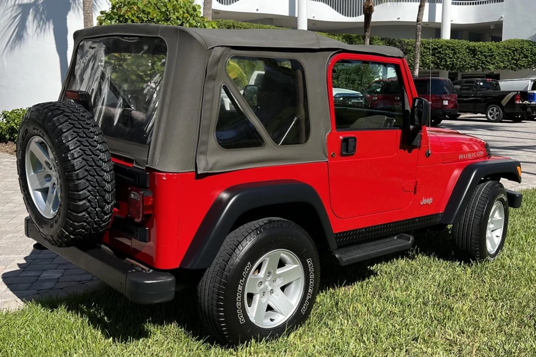 2004 Jeep TJ Wrangler - Image 21 of 31