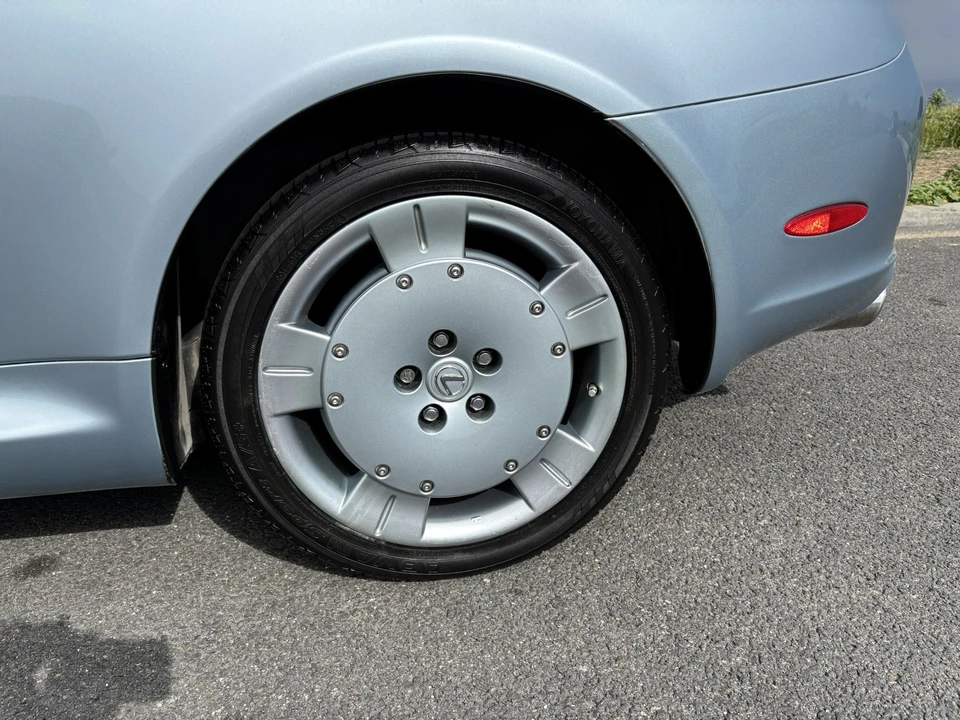 2004 Lexus SC430 - Image 26 of 31