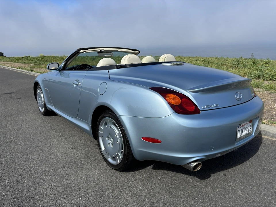 2004 Lexus SC430 - Image 12 of 31
