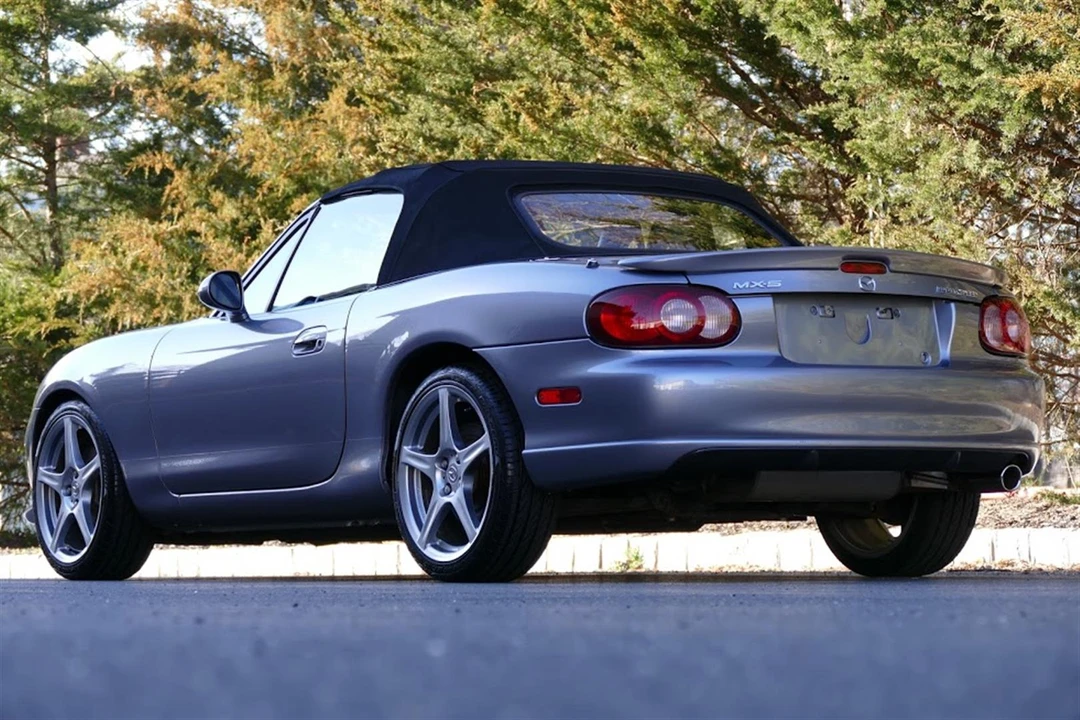 2004 Mazda NB Mazdaspeed MX-5 Miata - Image 15 of 31
