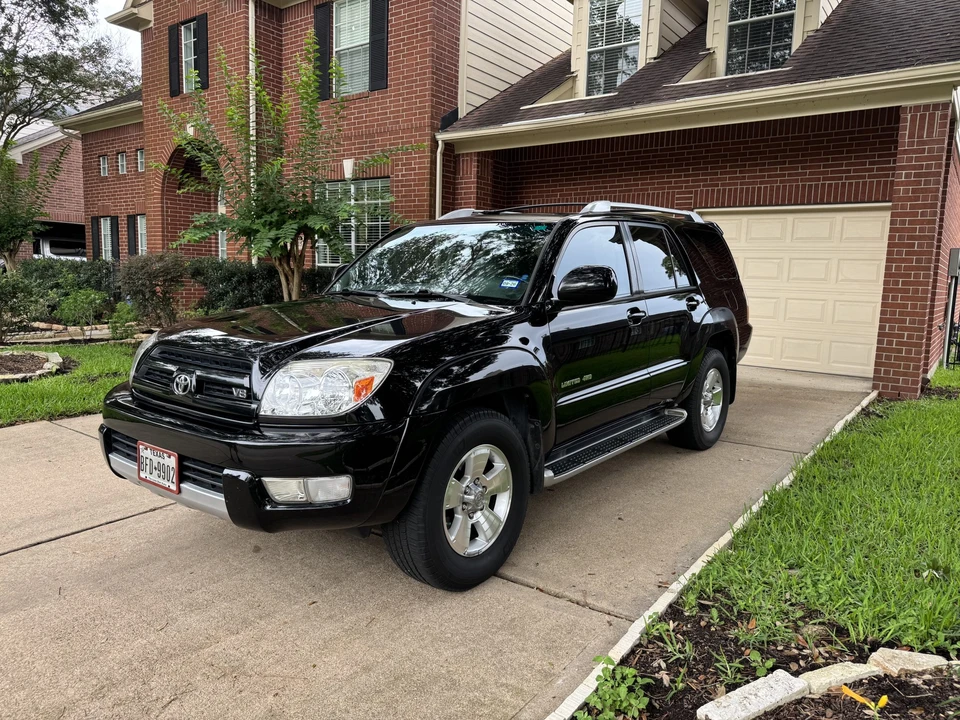 2004 Toyota 4Runner 4th Gen - Image 2 of 31