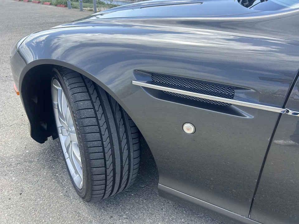 2005 Aston Martin DB9 - Image 28 of 31