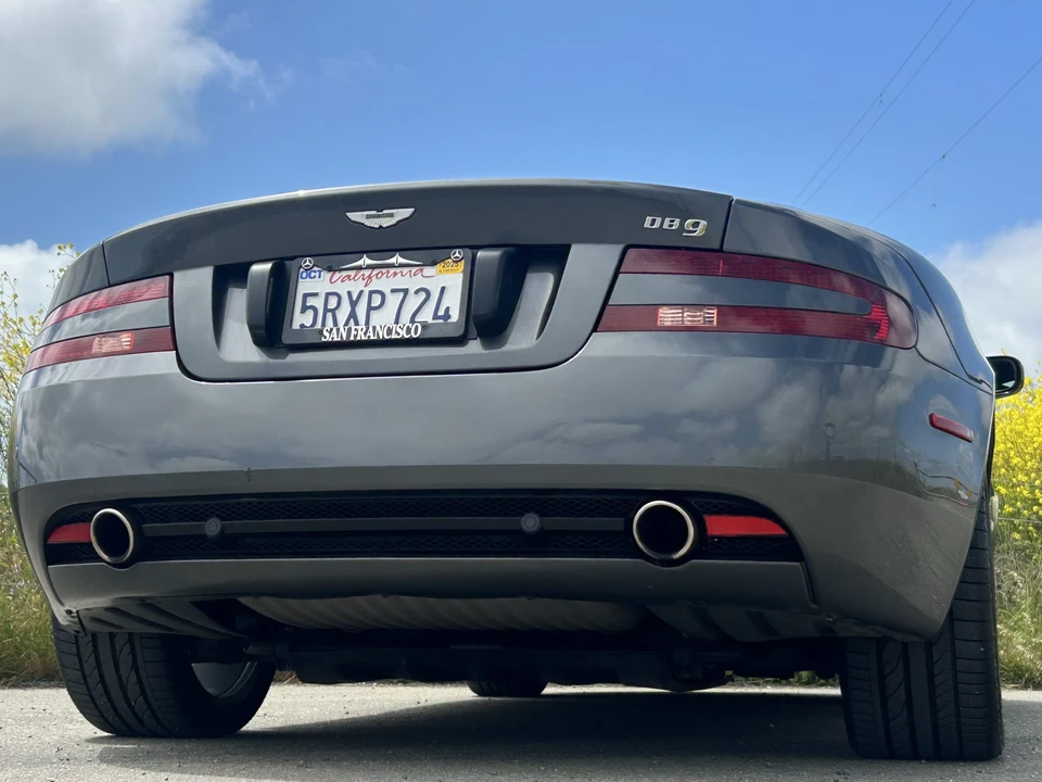 2005 Aston Martin DB9 - Image 16 of 31