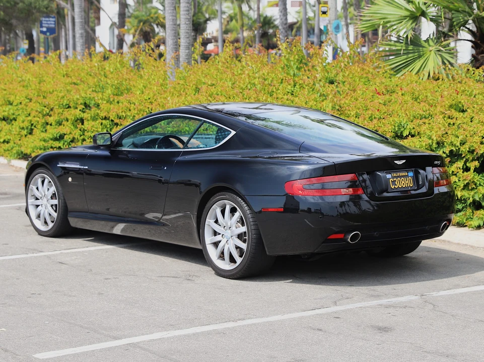 2005 Aston Martin DB9 - Image 15 of 31