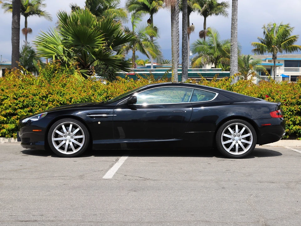 2005 Aston Martin DB9 - Image 17 of 31