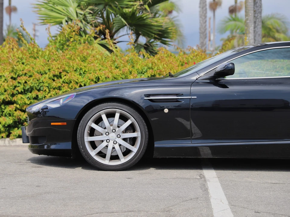 2005 Aston Martin DB9 - Image 22 of 31