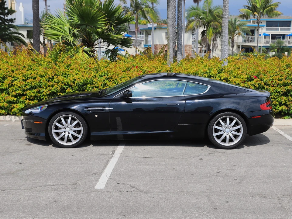 2005 Aston Martin DB9 - Image 18 of 31