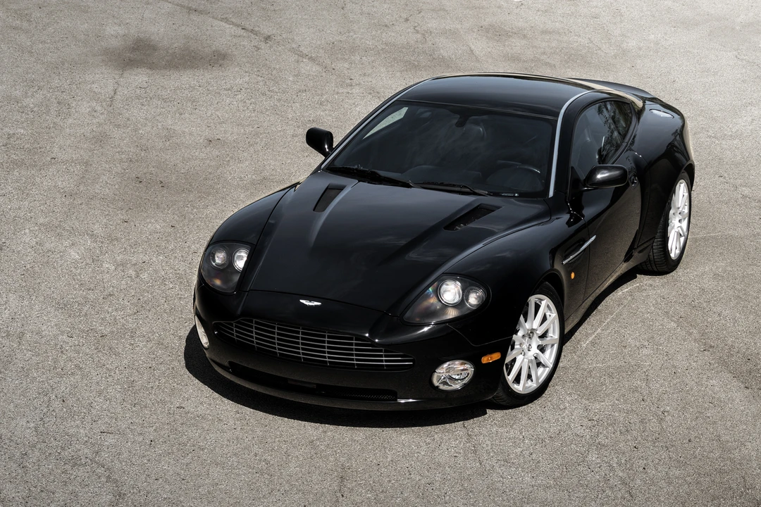 2005 Aston Martin Vanquish 1st Gen - Image 2 of 31