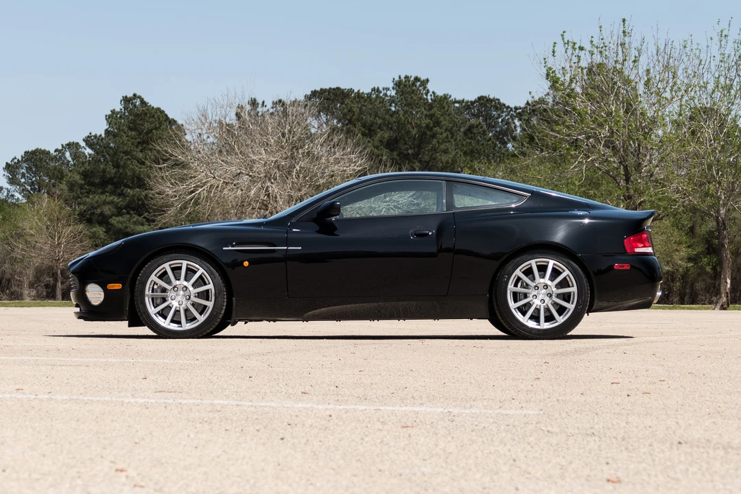 2005 Aston Martin Vanquish 1st Gen - Image 3 of 31