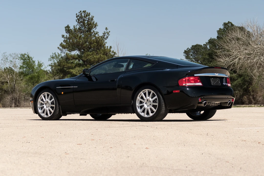 2005 Aston Martin Vanquish 1st Gen - Image 4 of 31