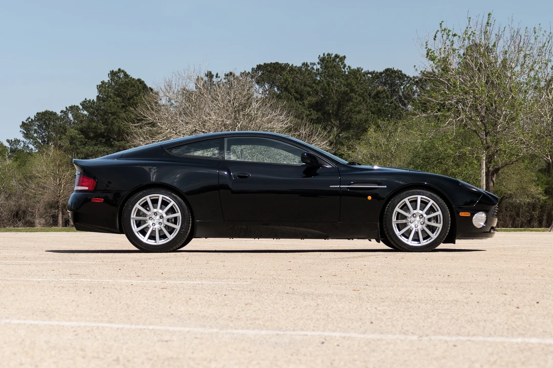 2005 Aston Martin Vanquish 1st Gen - Image 7 of 31