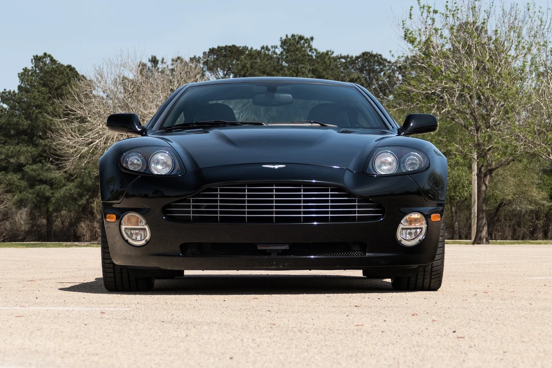 2005 Aston Martin Vanquish 1st Gen - Image 9 of 31