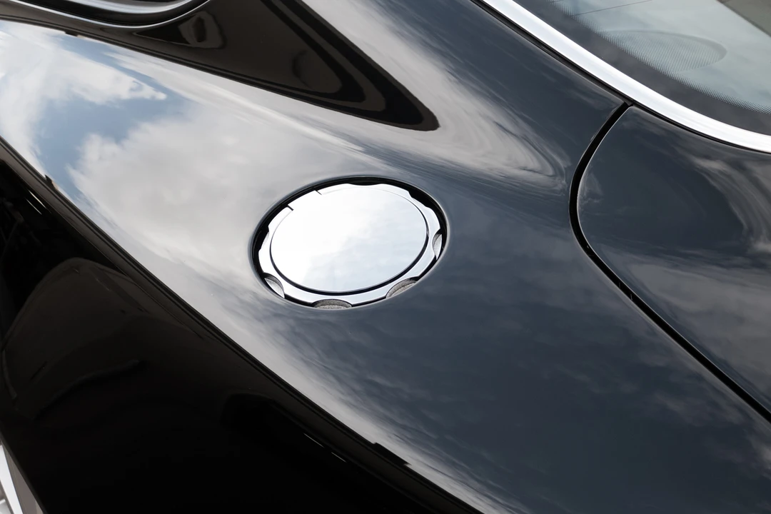2005 Aston Martin Vanquish 1st Gen - Image 23 of 31