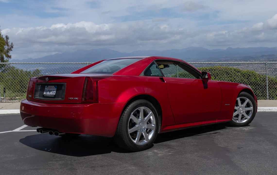 2005 Cadillac XLR - Image 3 of 31