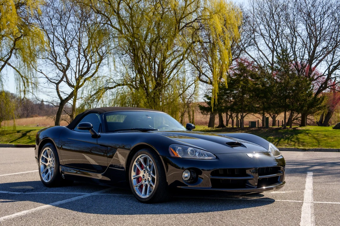 2005 Dodge Viper 3rd Gen - Image 18 of 31