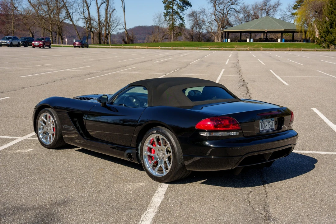 2005 Dodge Viper 3rd Gen - Image 27 of 31