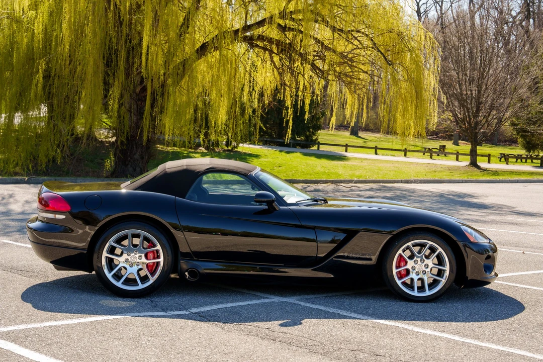 2005 Dodge Viper 3rd Gen - Image 22 of 31