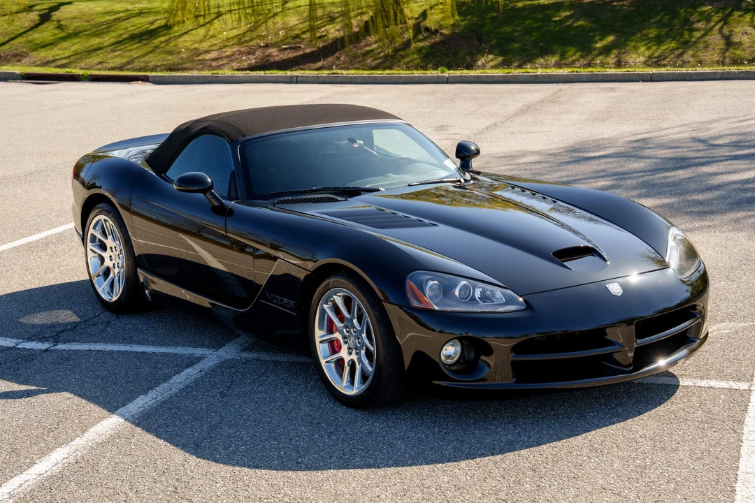 2005 Dodge Viper 3rd Gen - Image 15 of 31