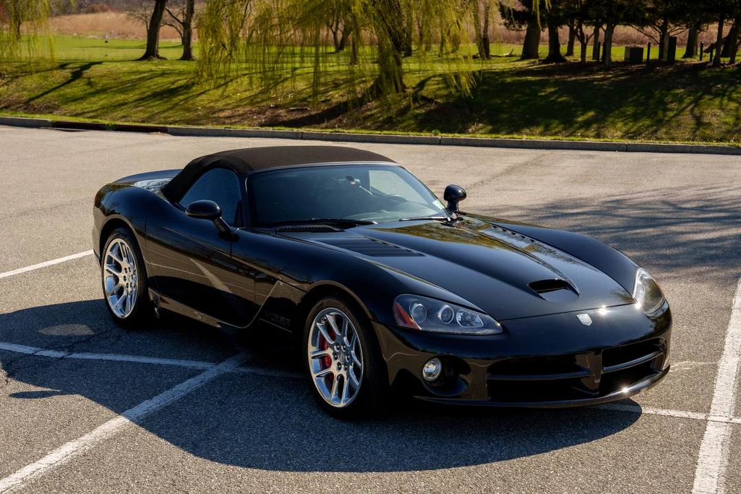 2005 Dodge Viper 3rd Gen - Image 16 of 31