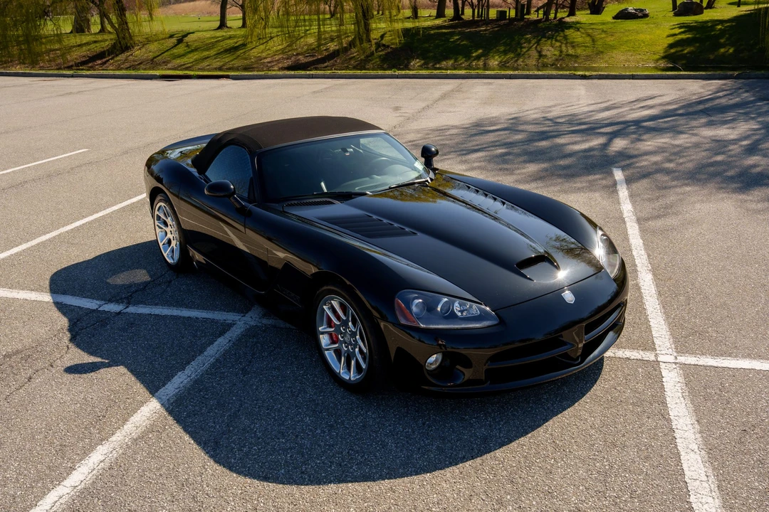 2005 Dodge Viper 3rd Gen - Image 17 of 31