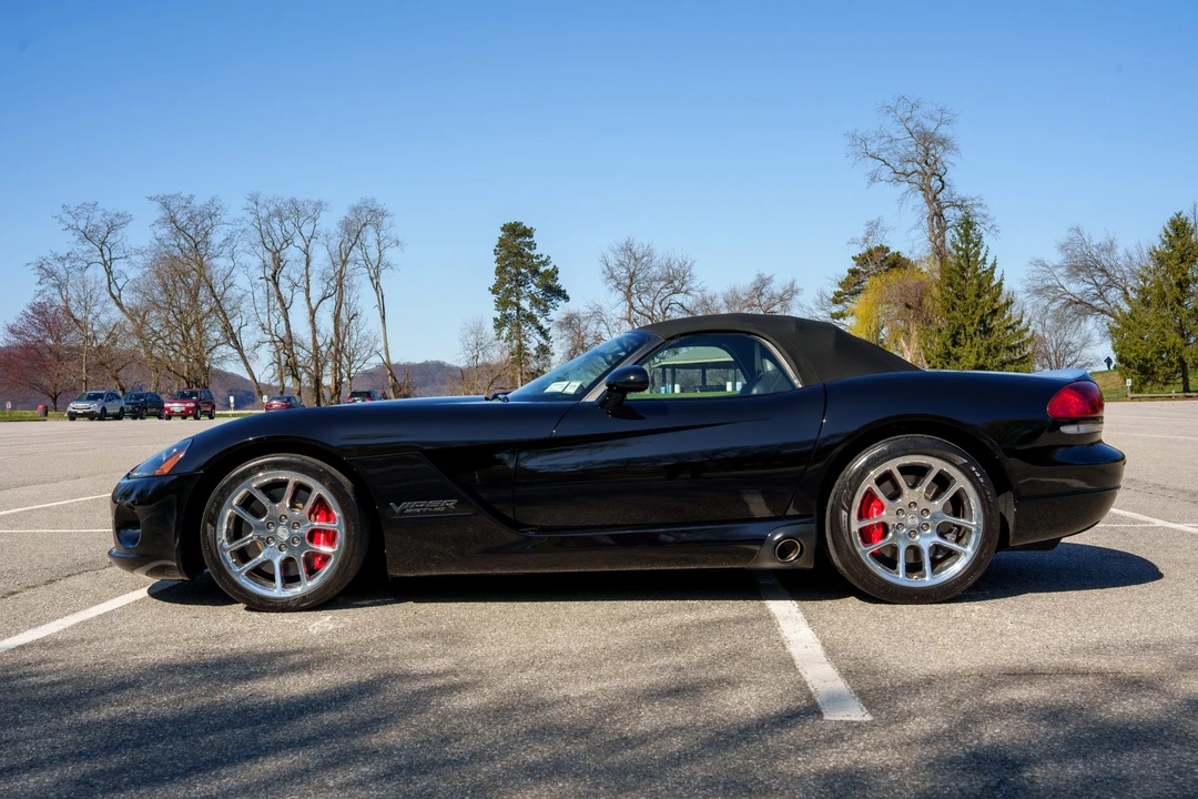 2005 Dodge Viper 3rd Gen - Image 28 of 31