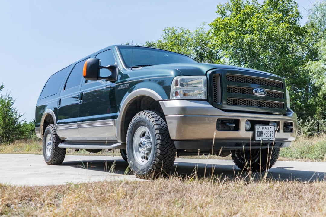 2005 Ford Excursion - Image 10 of 31