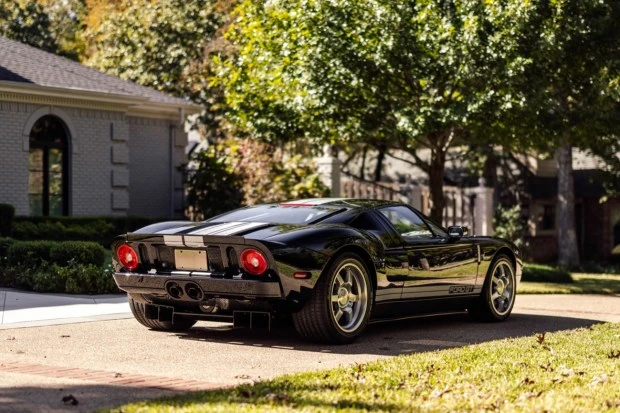 2005 Ford GT 1st Gen - Image 2 of 9