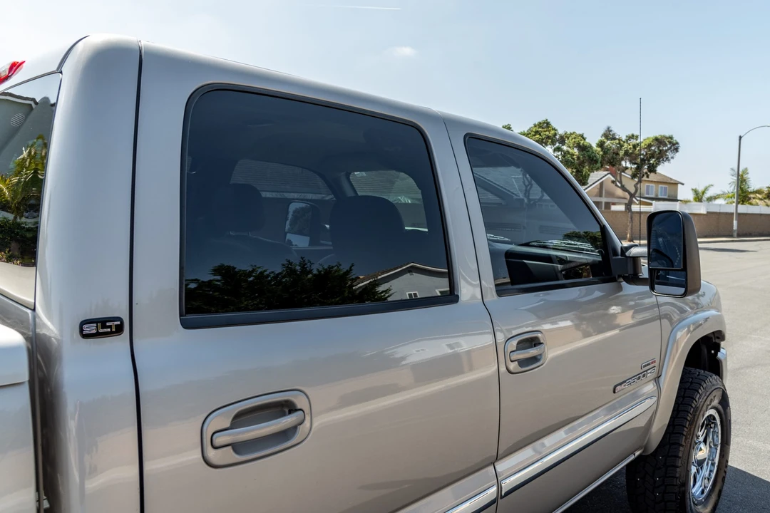 2005 GMC Sierra Heavy Duty 2nd Gen - Image 29 of 31