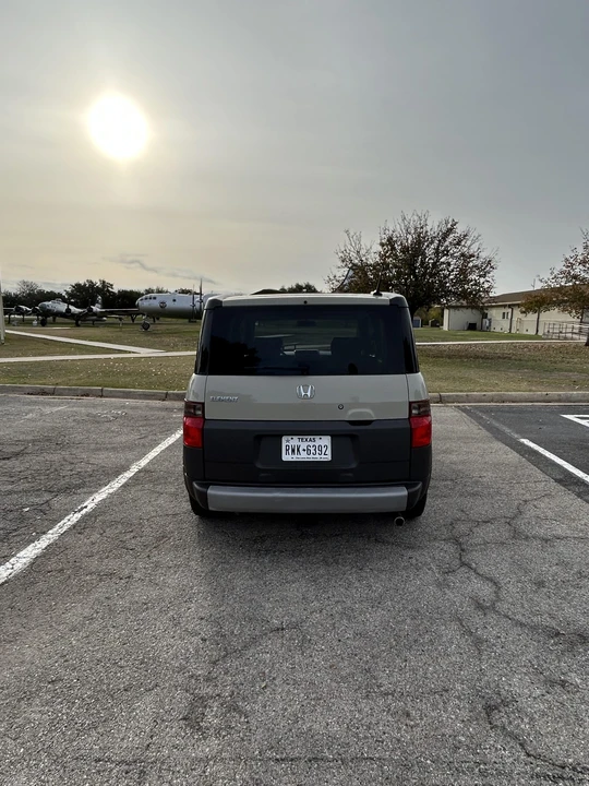 2005 Honda Element - Image 12 of 31