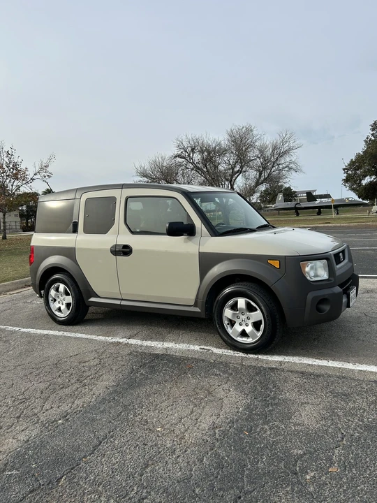 2005 Honda Element - Image 18 of 31