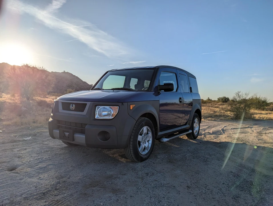 2005 Honda Element - Image 2 of 31