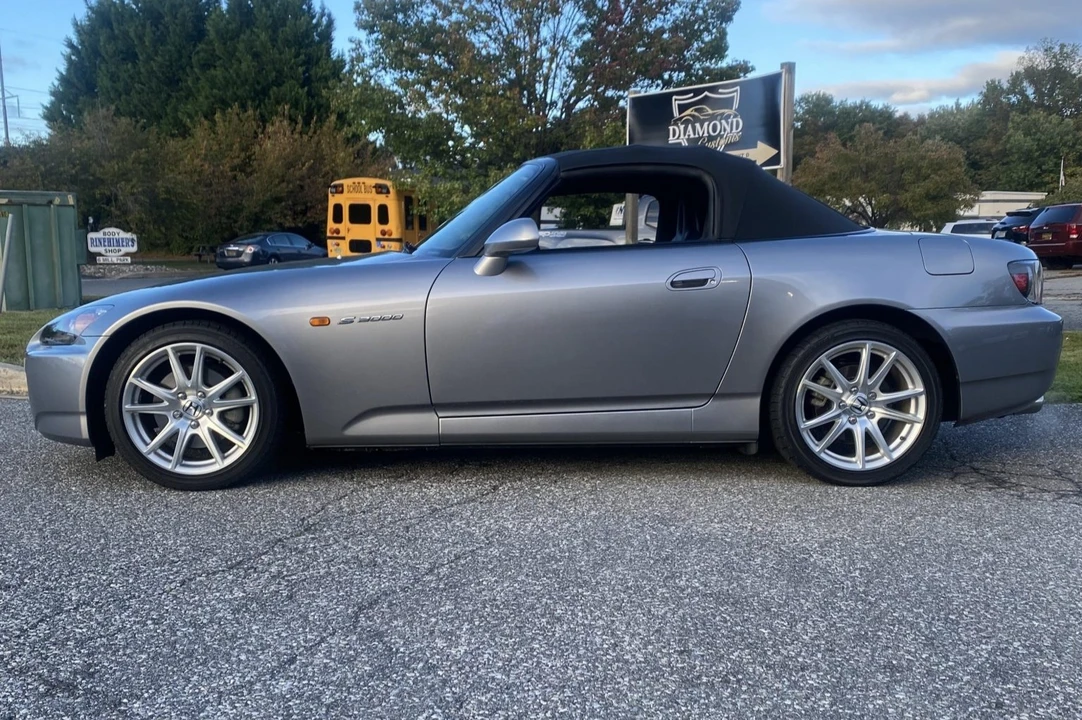 2005 Honda AP2 S2000 - Image 5 of 31