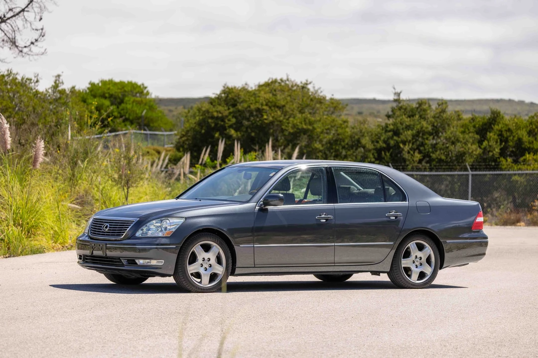 2005 Lexus LS 3rd Gen - Image 30 of 31