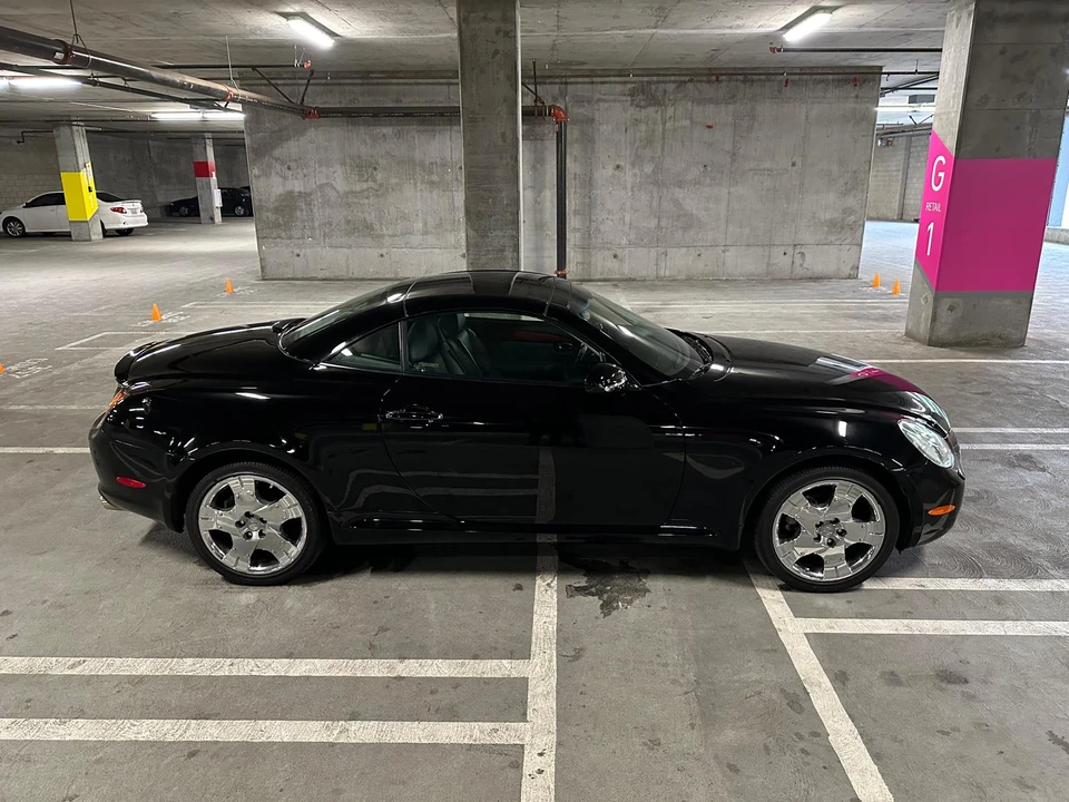 2005 Lexus SC430 - Image 9 of 31