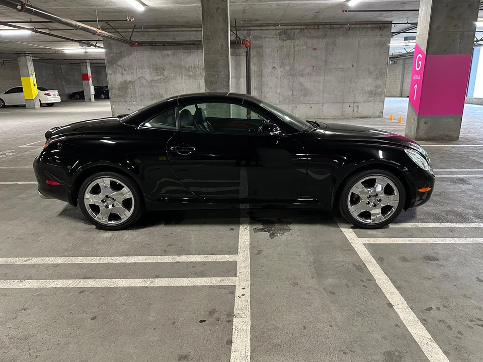 2005 Lexus SC430 - Image 8 of 31