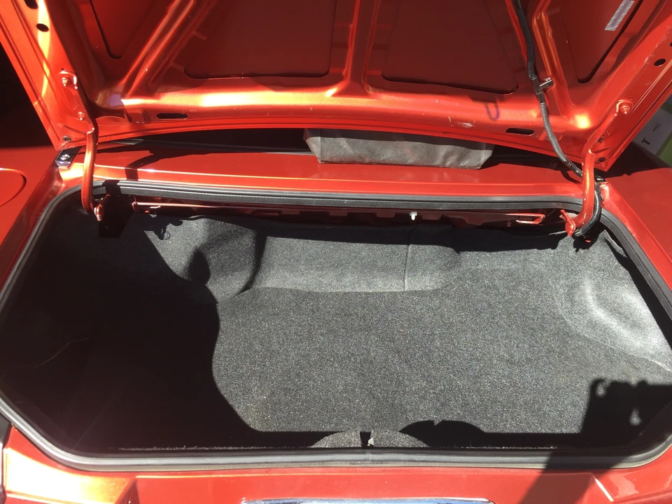 2005 Mazda NB Mazdaspeed MX-5 Miata - Image 19 of 31