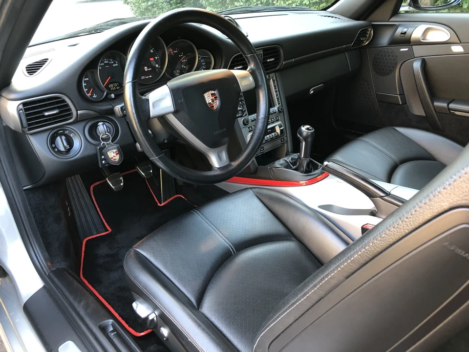 2005 Porsche 997 Carrera - Image 27 of 31