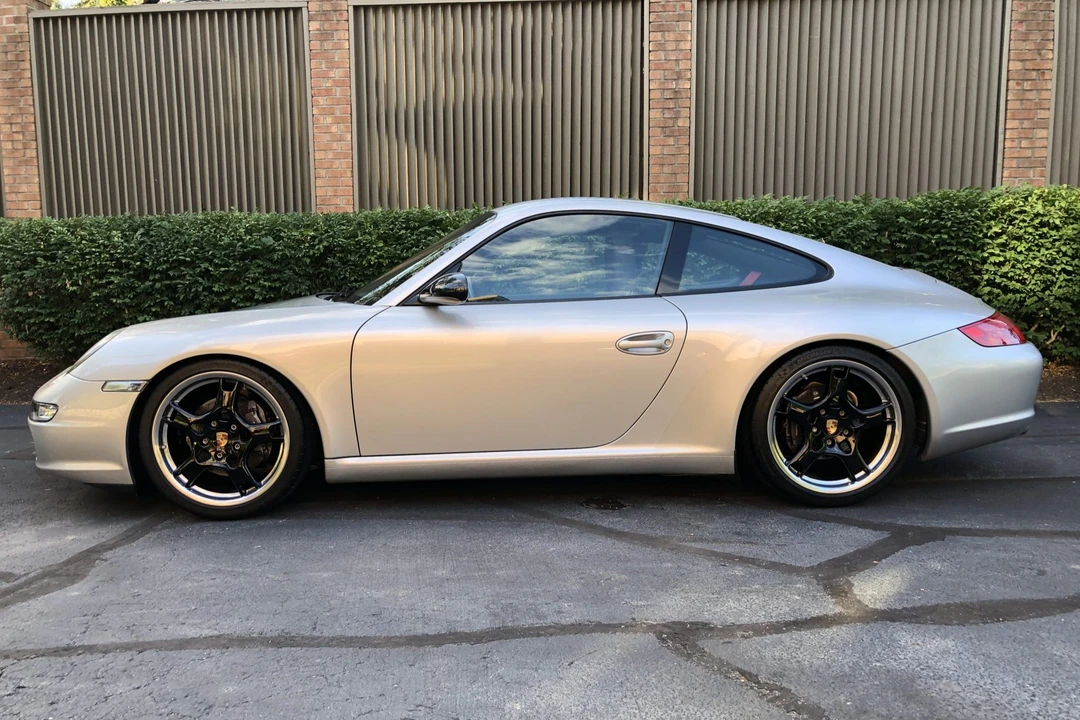 2005 Porsche 997 Carrera - Image 10 of 31