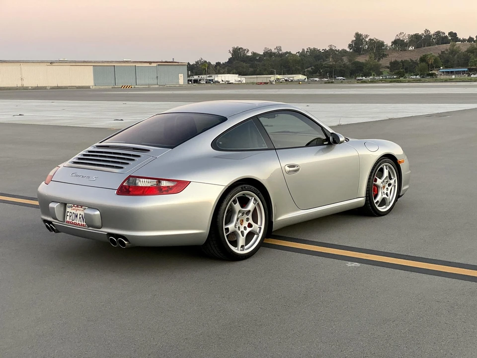 2005 Porsche 997 Carrera S - Image 27 of 31