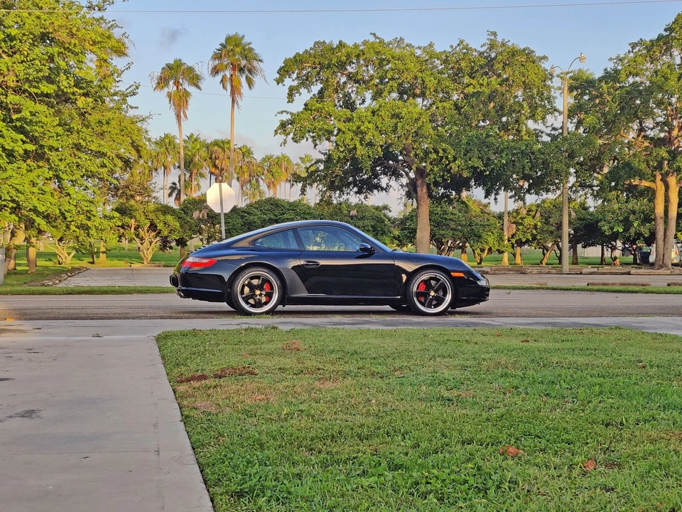 2005 Porsche 997 Carrera S - Image 10 of 31