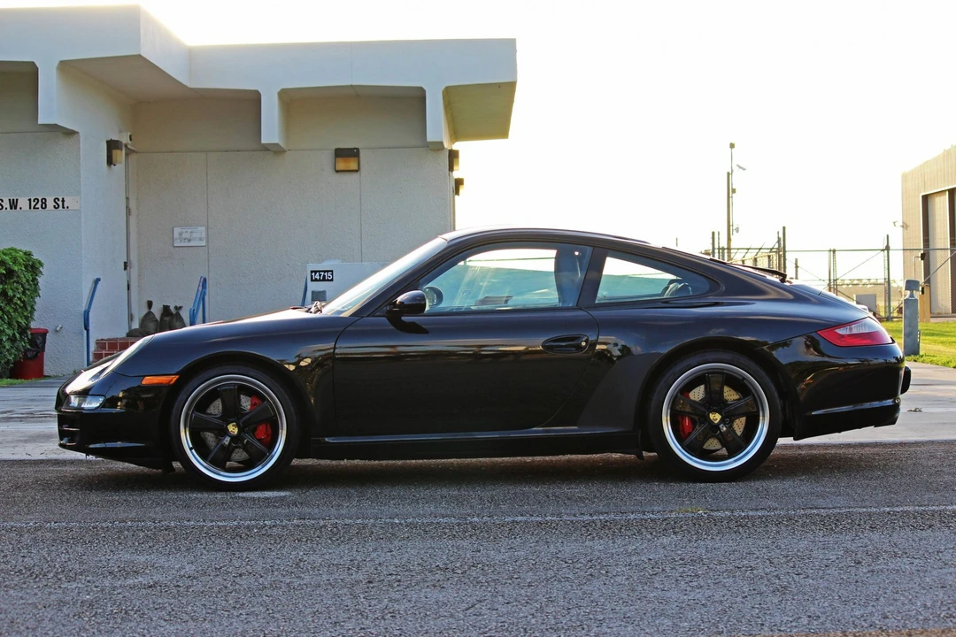 2005 Porsche 997 Carrera S - Image 23 of 31
