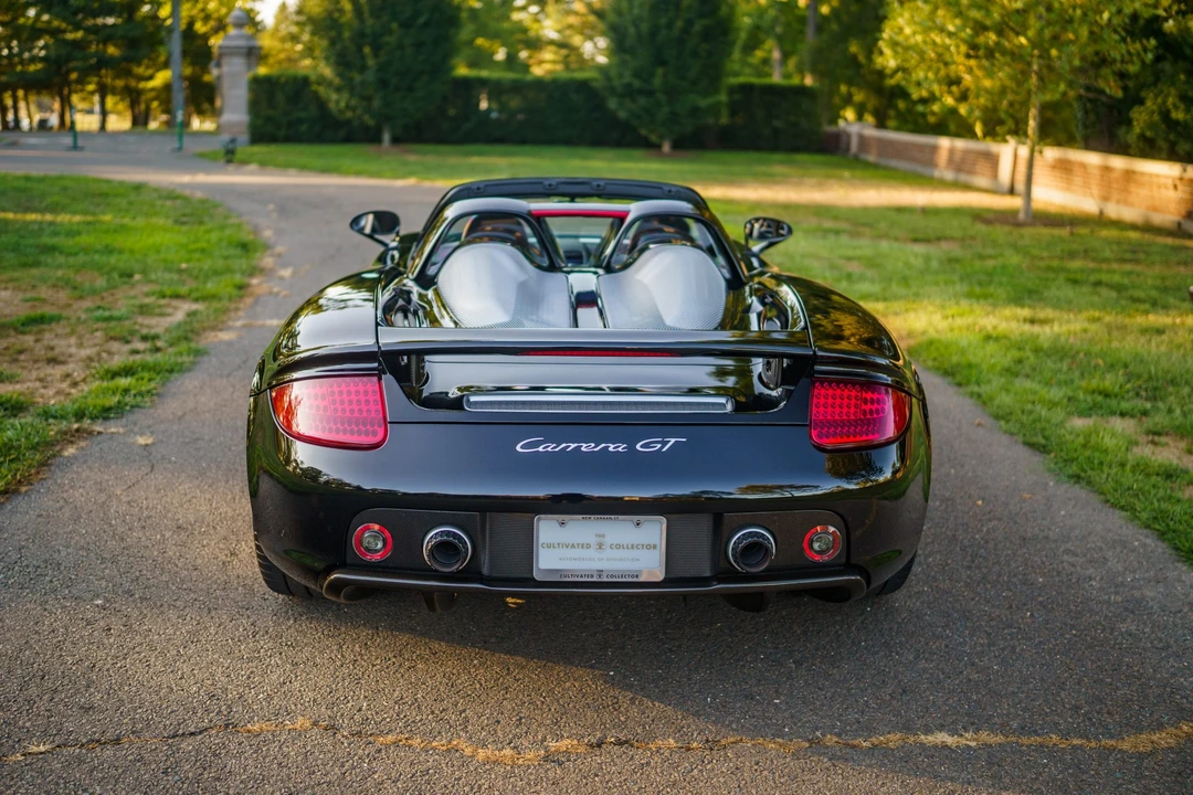 2005 Porsche Carrera GT - Image 20 of 31